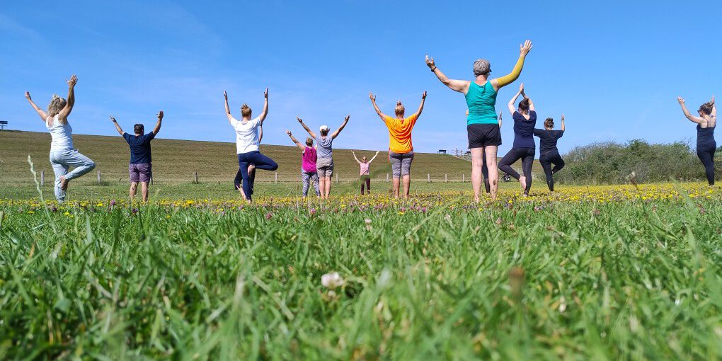Deichyoga mit Bärbel, Elpersbüttel Badestelle